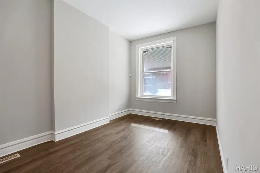 3307 Winnebago Street, Saint Louis, MO 63118 - #3