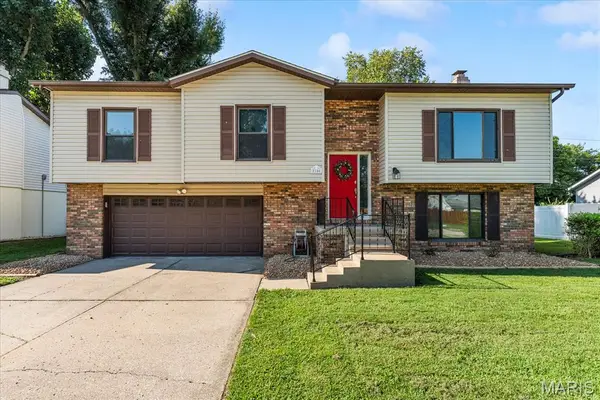 2100 Tampico Drive, Belleville, IL 62221