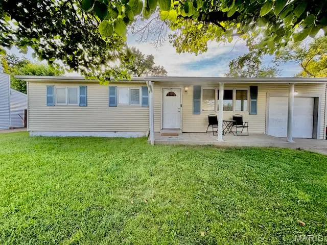 3319 Royal Domain Drive, Saint Charles, MO 63301 - #2