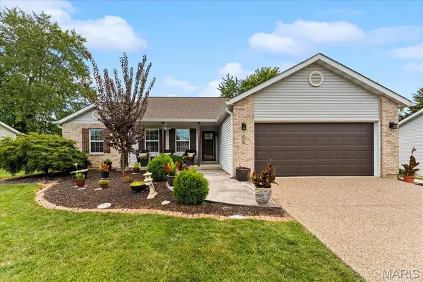 939 Dunberry Drive, O'Fallon, IL 62269