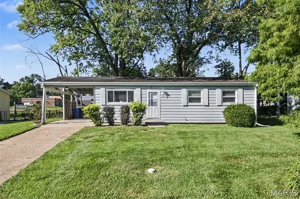 1220 Estes Drive, Florissant, MO 63031