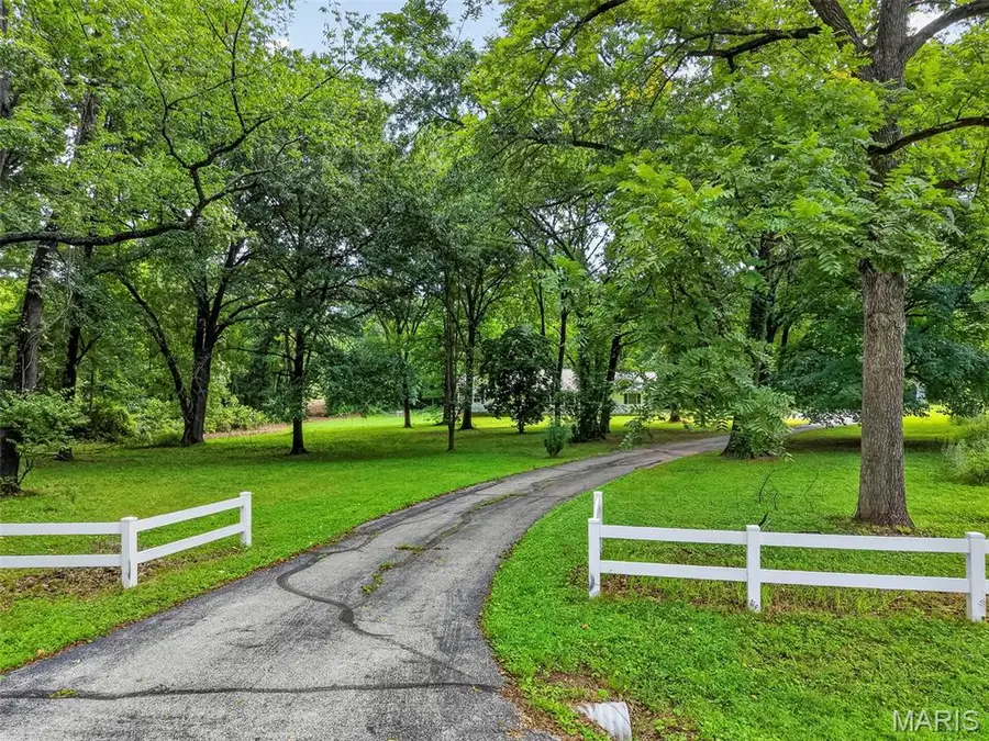 125 Heritage Trail, Troy, MO 63379 - #3