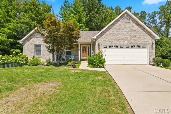 55 Treeshade Court, St Peters, MO 63376
