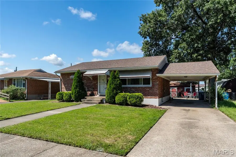 3161 Carlson Avenue, Granite City, IL 62040 - #2