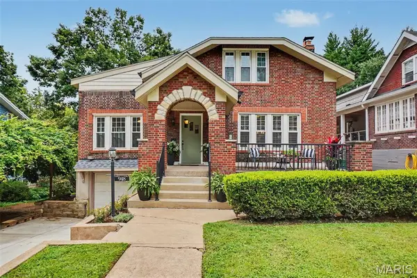 948 Tuxedo Boulevard, Webster Groves, MO 63119