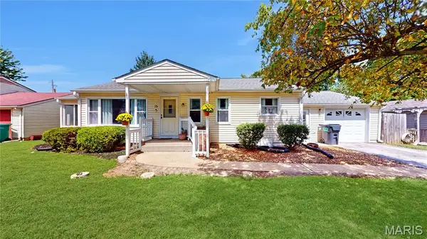 15 Fahey Place, Belleville, IL 62220