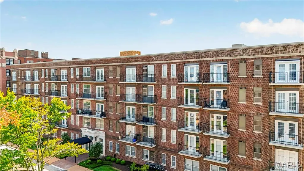5630 Pershing Avenue #37, Saint Louis, MO 63112 - #1