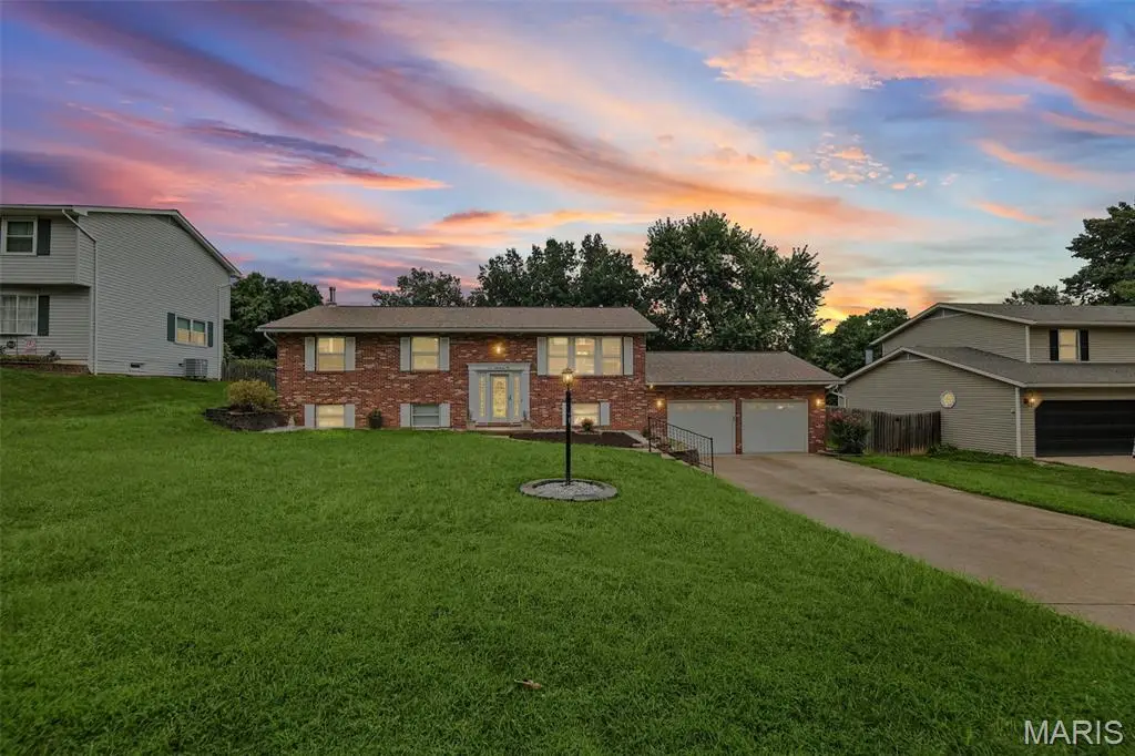 1810 Montview Avenue, Godfrey, IL 62035 - #1