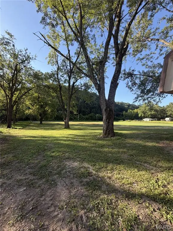 Address Withheld By Seller, Bonnots Mill, MO 65016 - #2