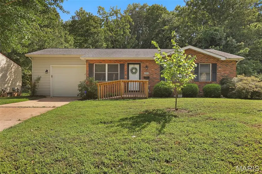 1704 E 9th Street, Washington, MO 63090 - #2