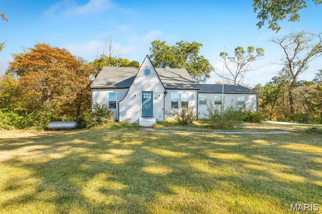 8617 Godfrey Road, Godfrey, IL 62035 - #1