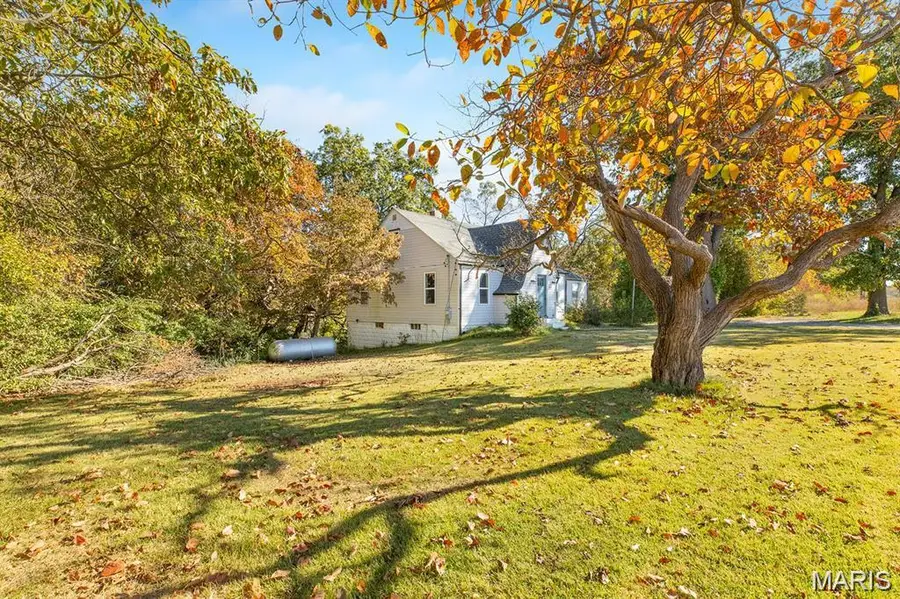 8617 Godfrey Road, Godfrey, IL 62035 - #2
