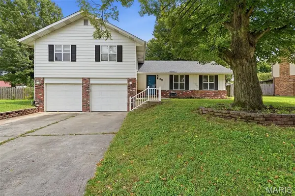 30 Mar Jacques Drive, Belleville, IL 62226