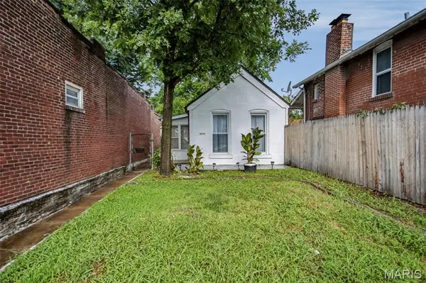 2619 Michigan Avenue, St Louis, MO 63118
