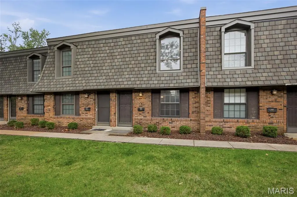 1871 Mansard Drive, Saint Louis, MO 63125 - #1
