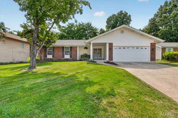 2713 Sundowner Drive, St Charles, MO 63303