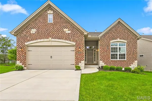 201 Keaton Woods Drive, St Charles, MO 63368