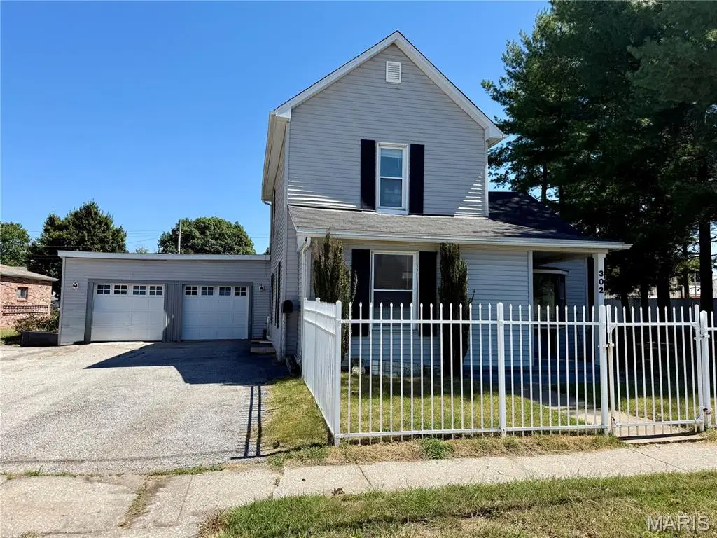 302 Broadway, East Alton, IL 62024 - #1