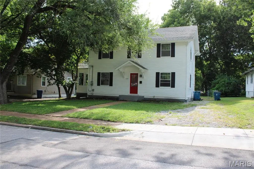425 S Clark Avenue, Ferguson, MO 63135 - #1
