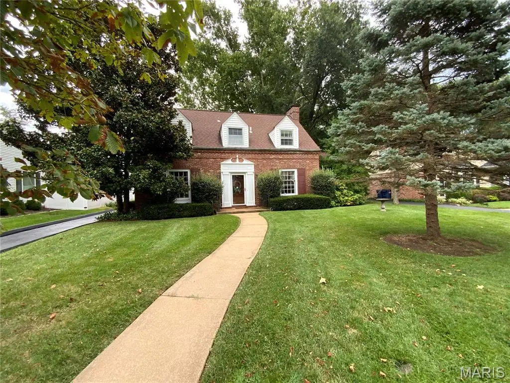 6 Hawthorne Court, Oakland, MO 63122 - #1