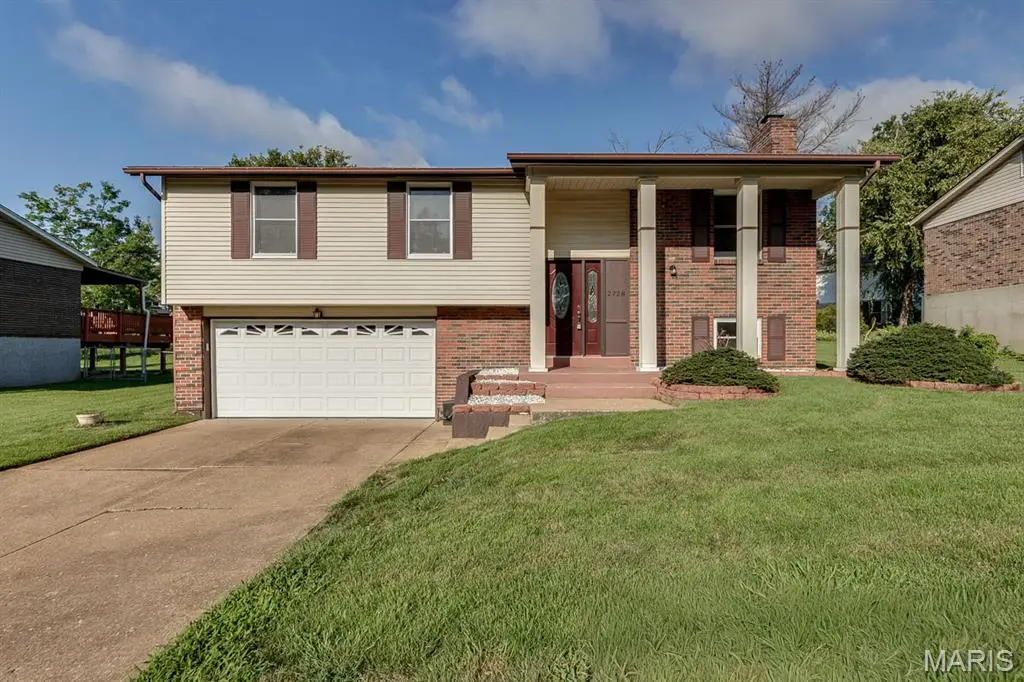 2728 Ashfield Drive, Saint Louis, MO 63129 - #1