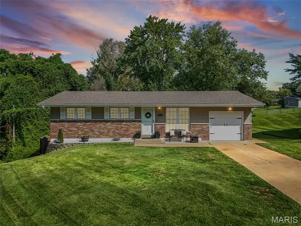 4505 Stallard Court, Oakville, MO 63129