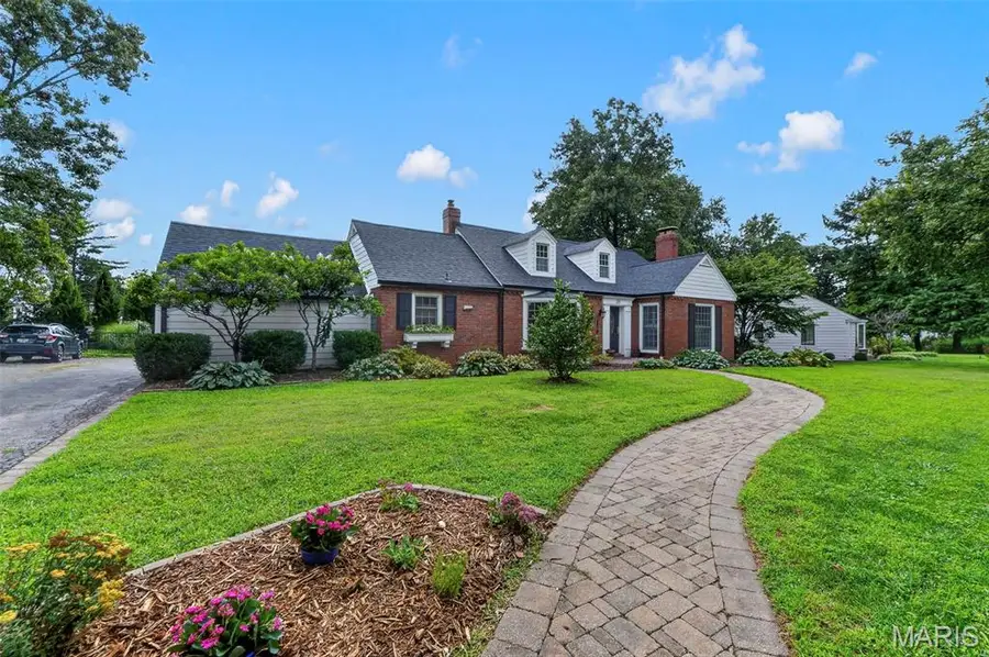 38 Tulip Drive, Webster Groves, MO 63119 - #2