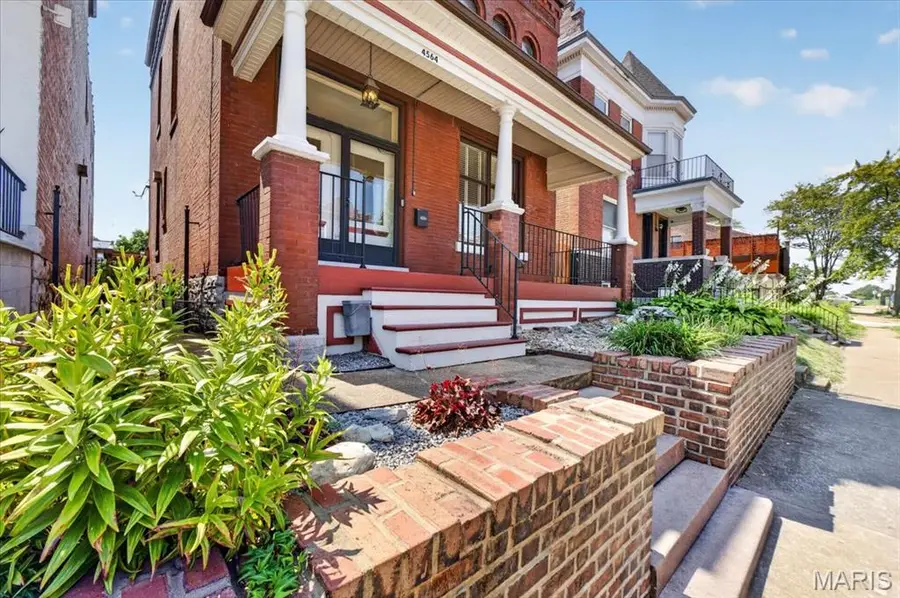 4564 Gibson Avenue, Saint Louis, MO 63110 - #2