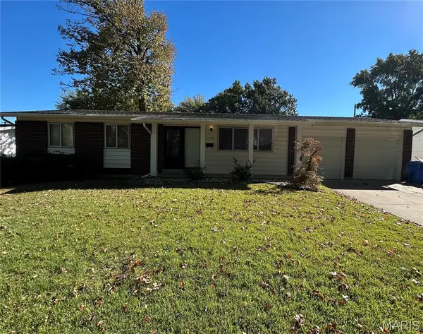 1740 Koch Drive, Florissant, MO 63033