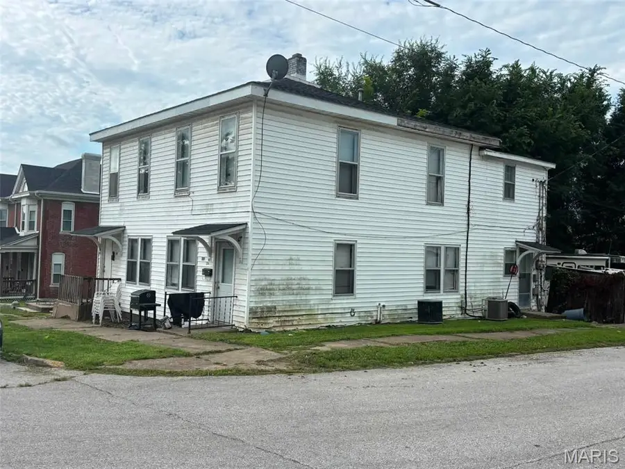 219-221 N 7th Street, Hannibal, MO 63401 - #3