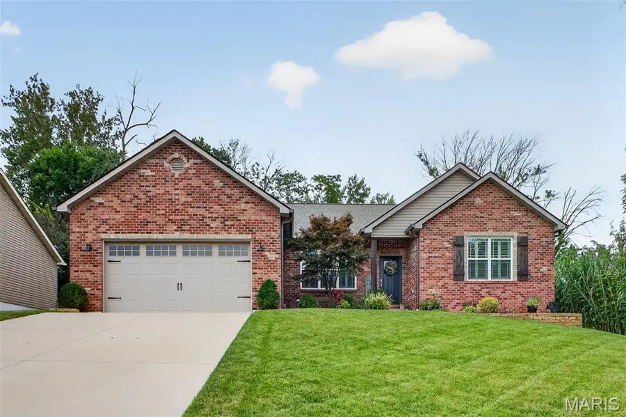2334 Lakeshore Drive, Columbia, IL 62236 - #2