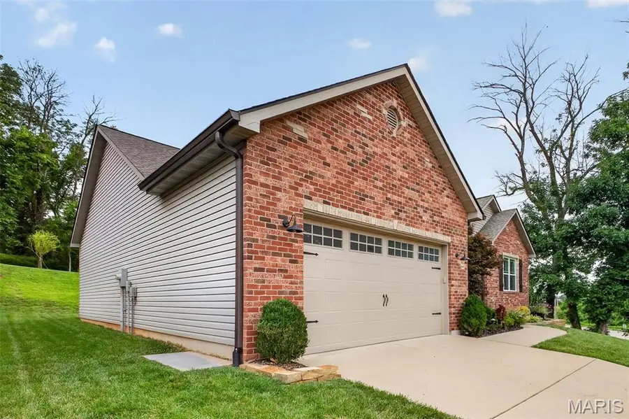 2334 Lakeshore Drive, Columbia, IL 62236 - #3