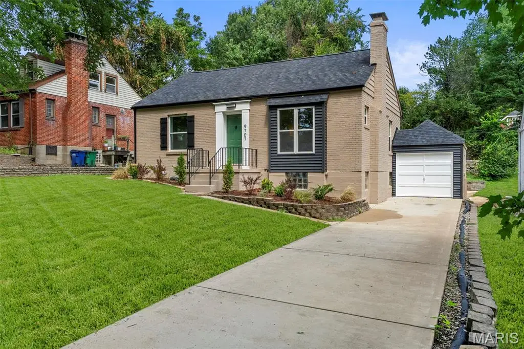 9707 Greenwood Terrace, Rock Hill, MO 63119 - #1