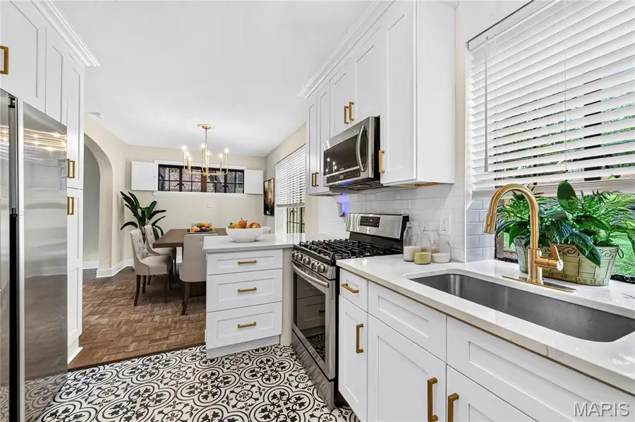 7614 Delmar Boulevard, University City, MO 63130 - #3