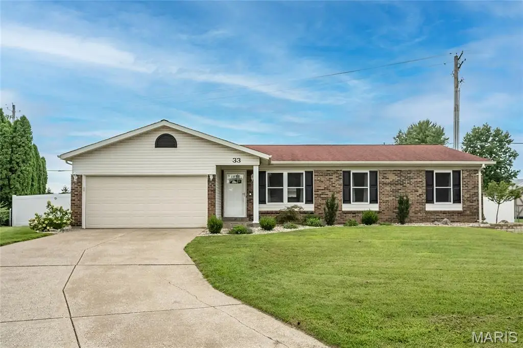 33 W Garden Walk Drive, Saint Peters, MO 63376 - #1