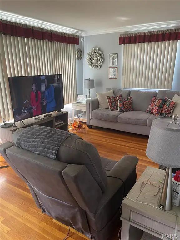 611 Marshfield Drive, Saint Louis, MO 63137 - #3