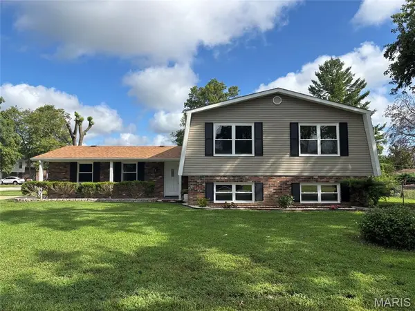 209 Orleans Drive, Fairview Heights, IL 62208