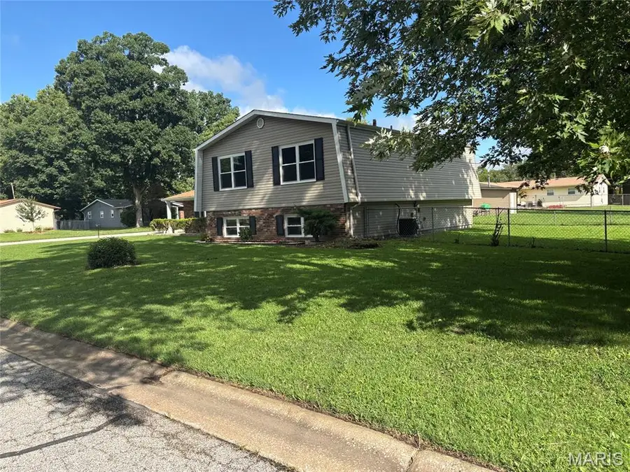209 Orleans Drive, Fairview Heights, IL 62208 - #2