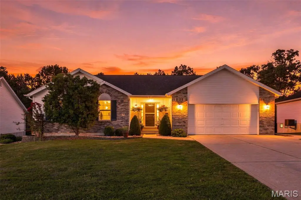 1018 Reddington Timbers Drive, Saint Charles, MO 63304 - #1