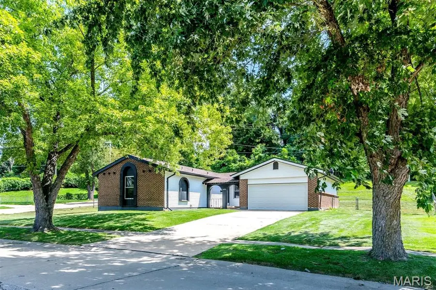 11488 Prentice Drive, Florissant, MO 63033 - #2