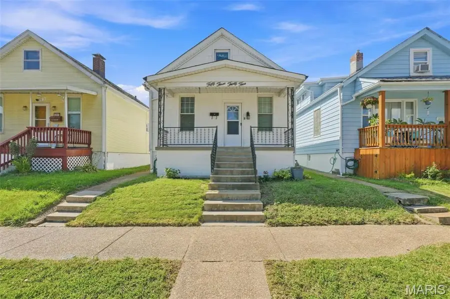 5335 Alfred Avenue, Saint Louis, MO 63116 - #2