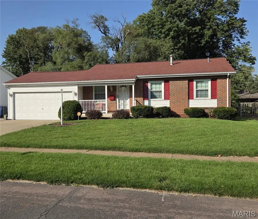 1095 Thompson Drive, Florissant, MO 63031 - #1