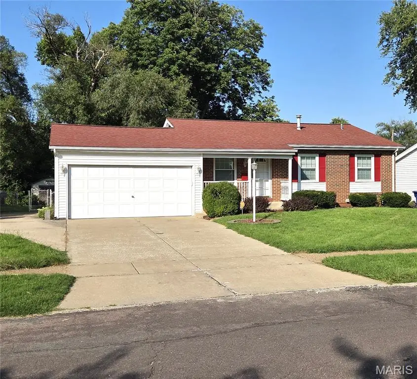 1095 Thompson Drive, Florissant, MO 63031 - #2