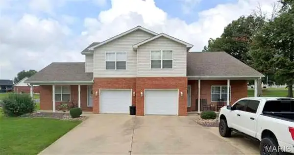 205 Walnut Street, Bartelso, IL 62218