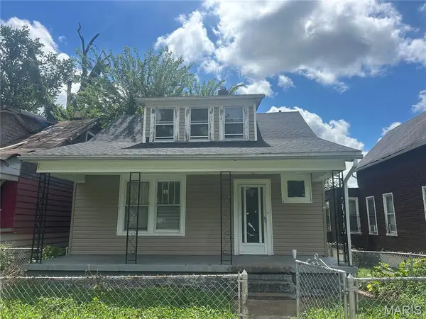 4926 Davison Avenue, St Louis, MO 63120