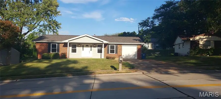 3404 Taylor Avenue, Bridgeton, MO 63044 - #2