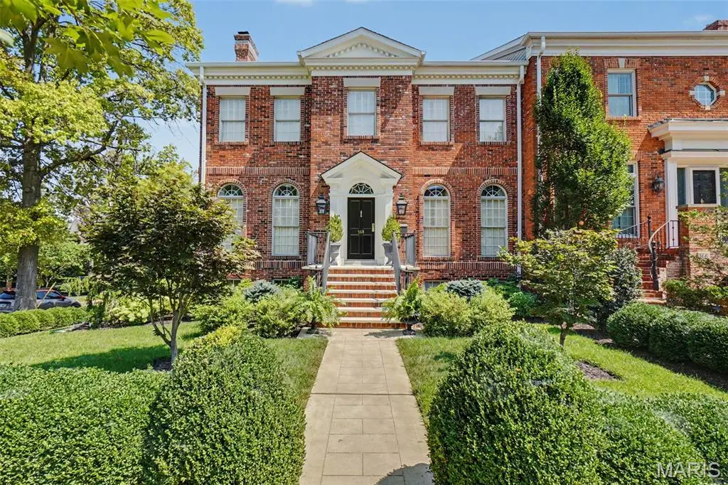 168 N Central Avenue, Clayton, MO 63105 - #1