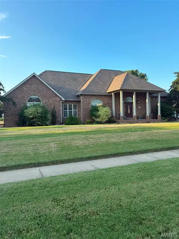 614 Laurelwood Avenue, Sikeston, MO 63801 - #1