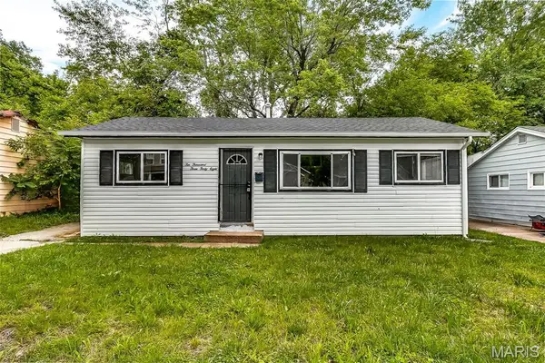 10348 Earl Drive, St Louis, MO 63136
