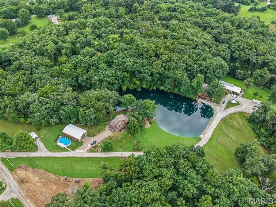 2409 Winter Lane, Godfrey, IL 62035 - #3